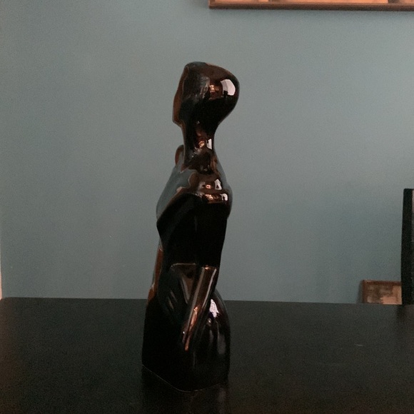 Vintage Mid Century Ceramic Shiny Glaze Female Figurine - Picture 11 of 13